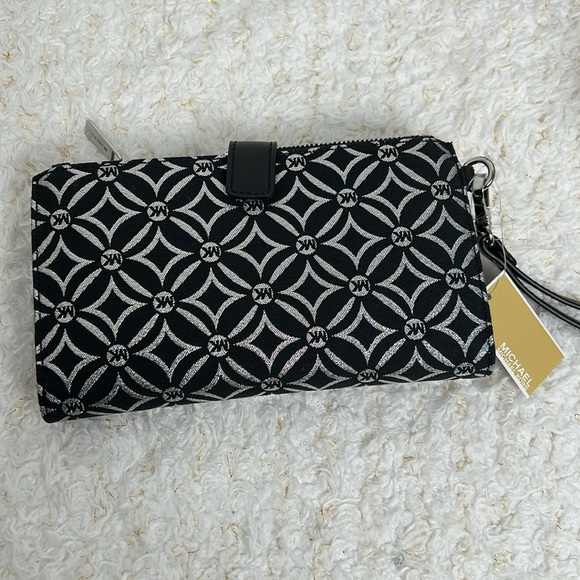 Michael Kors Silver and Black Wallet - Picture 4 of 10